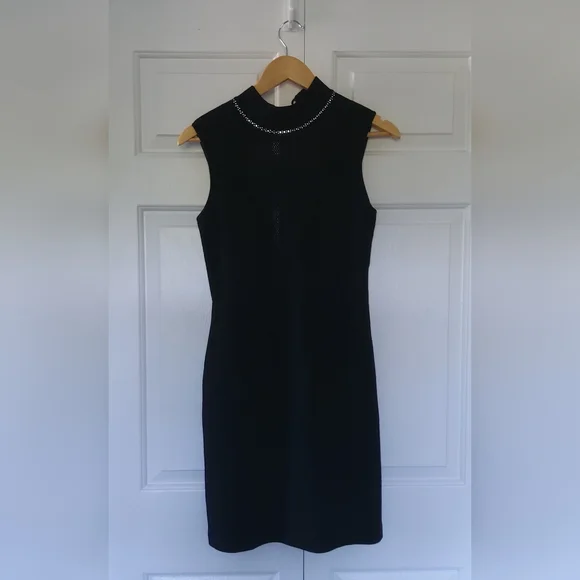 St. John | Dresses | St John Evening Black Sleeveless Dress Low Back Made In Usa | Poshmark St. John | Dresses | St John Evening Black Sleeveless Dress Low Back Made In Usa | Poshmark